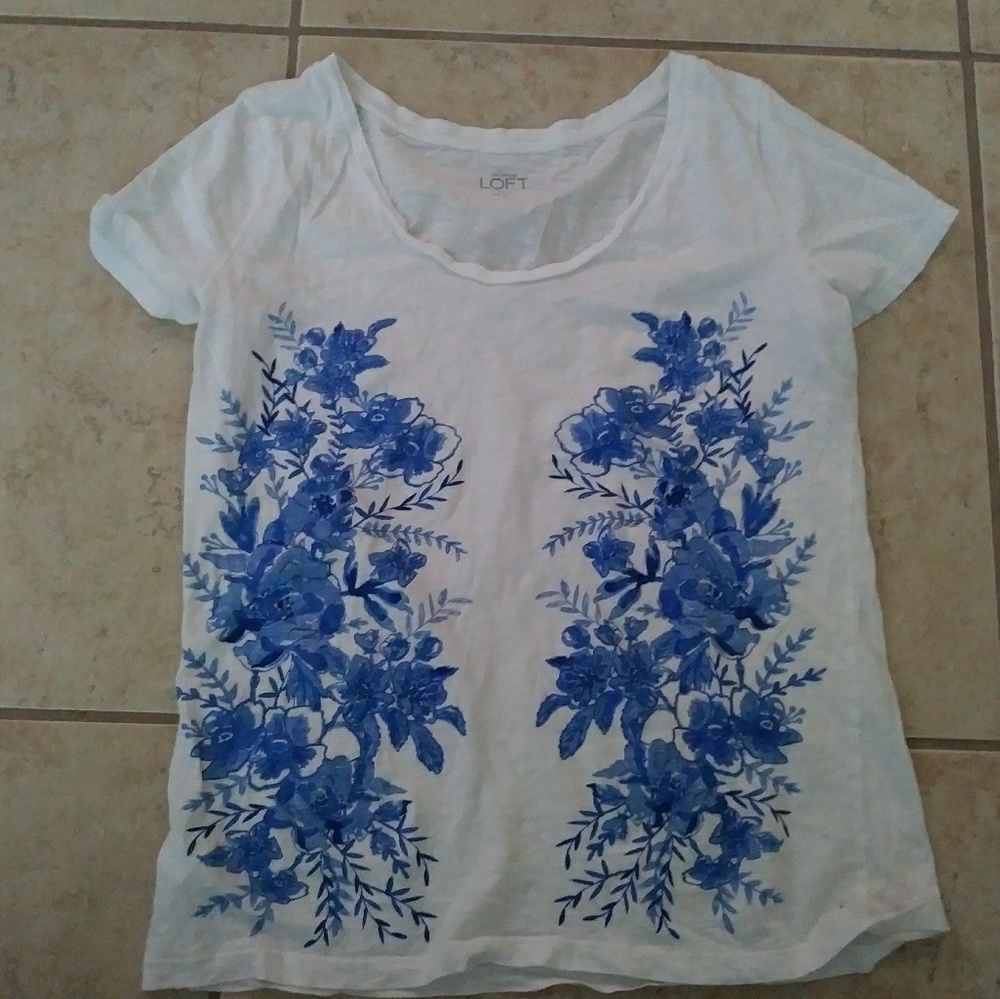 Floral design tee